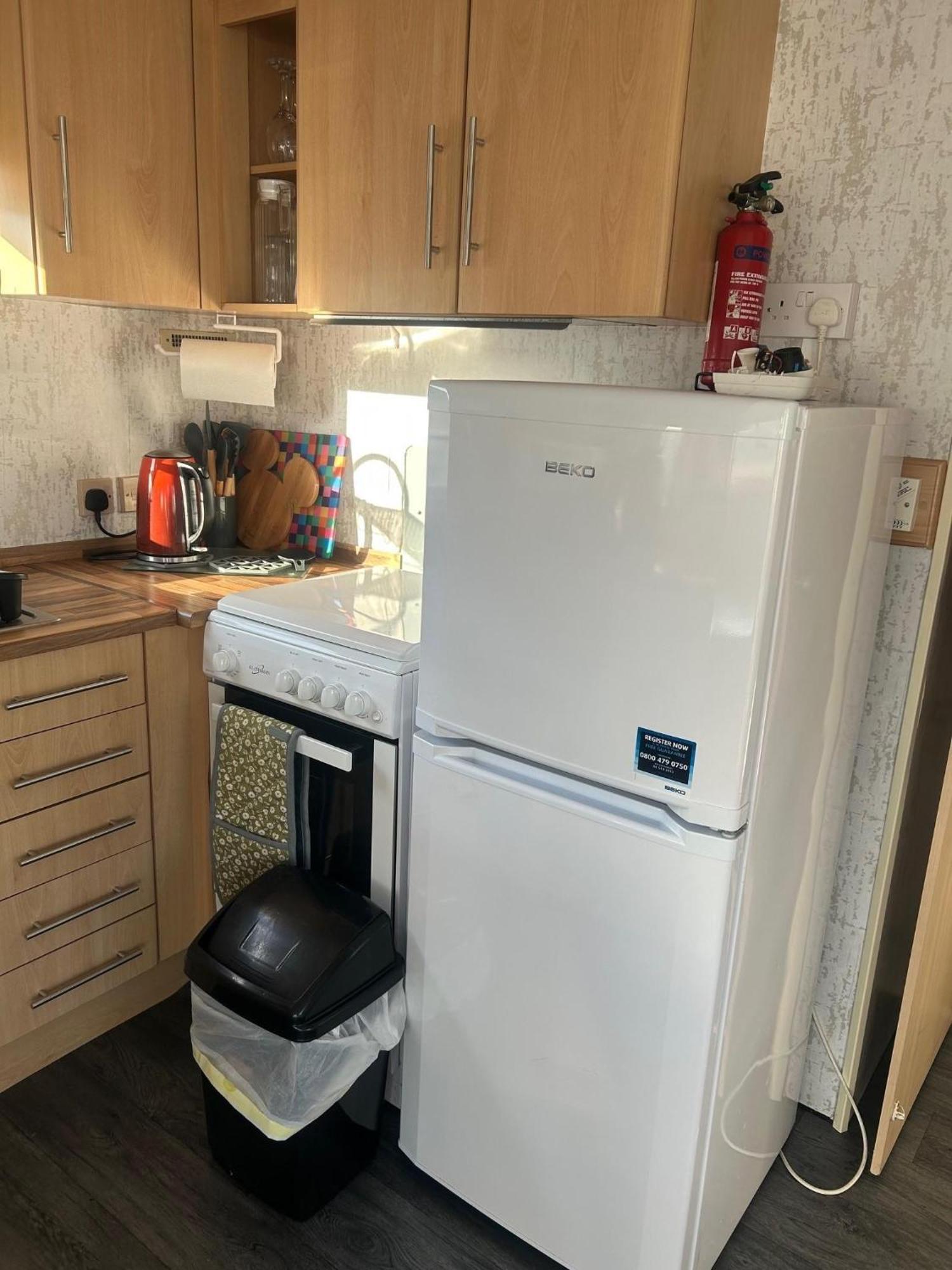 6 Berth Caravan For Hire By The Beach In Heacham, Norfolk Ref 21038C Esterno foto