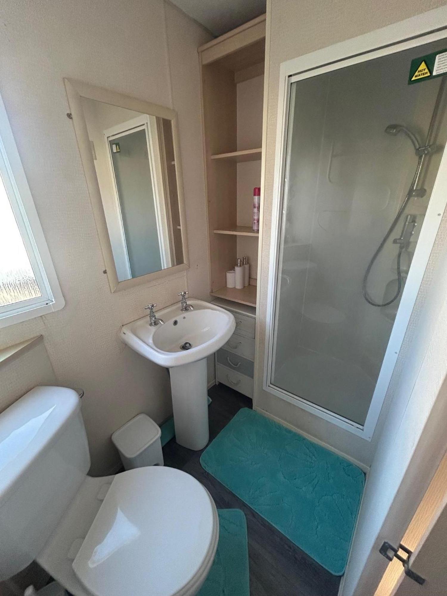 6 Berth Caravan For Hire By The Beach In Heacham, Norfolk Ref 21038C Esterno foto